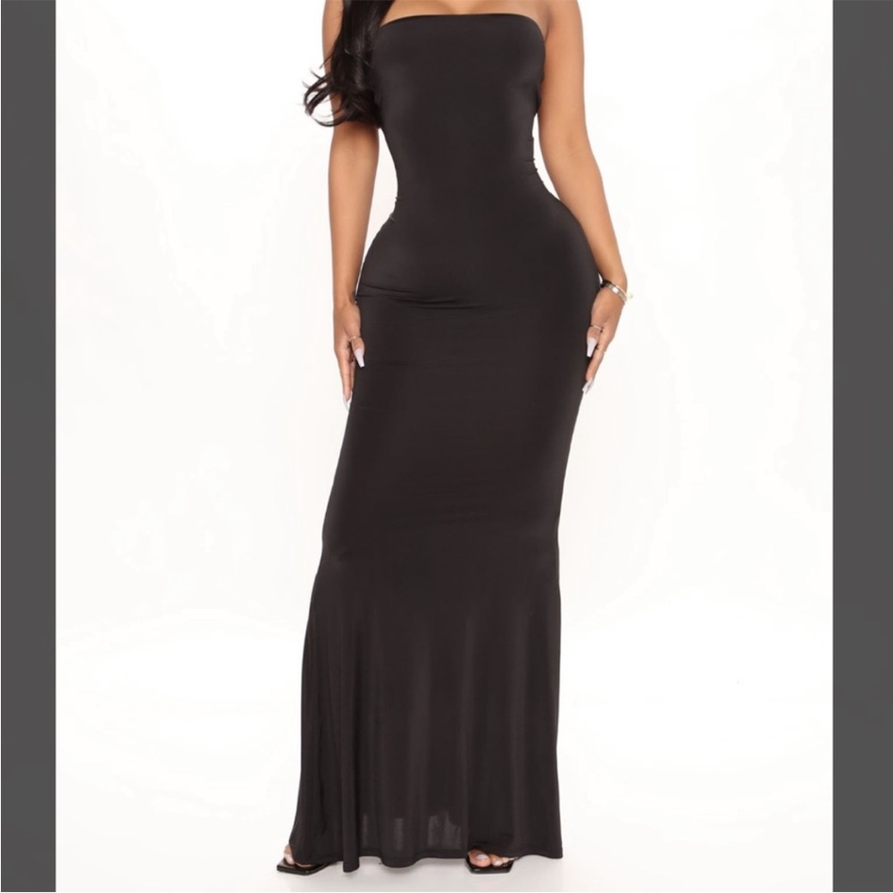Fashion Nova size XL black maxi dress strapless with criss cross straps on back